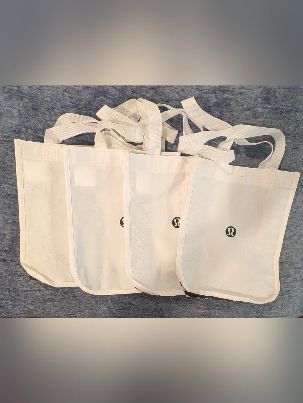 Lululemon White Logo Tote Bag Set - 4